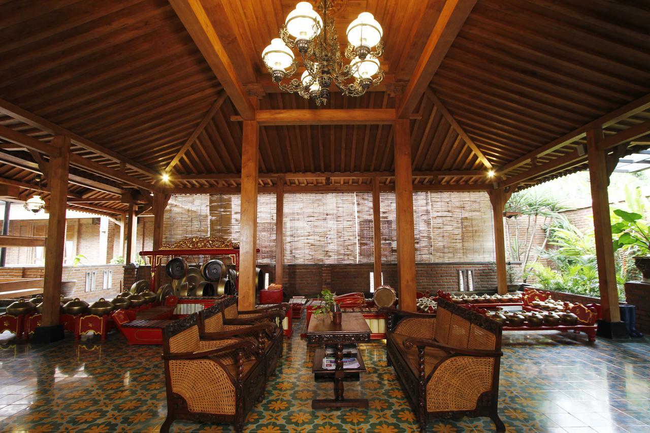 Joglo Mandapa Boutique Hotel Jarakan Exterior photo